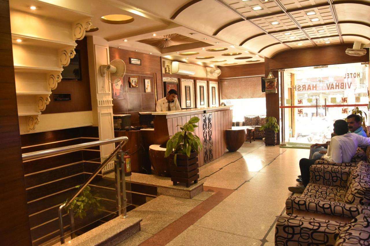 Hotel Vibhav Harsh Váránaszi Kültér fotó
